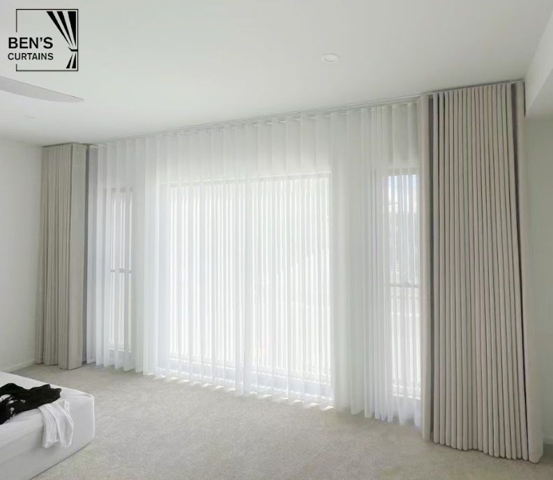 S-fold curtain with pinch sheer 2