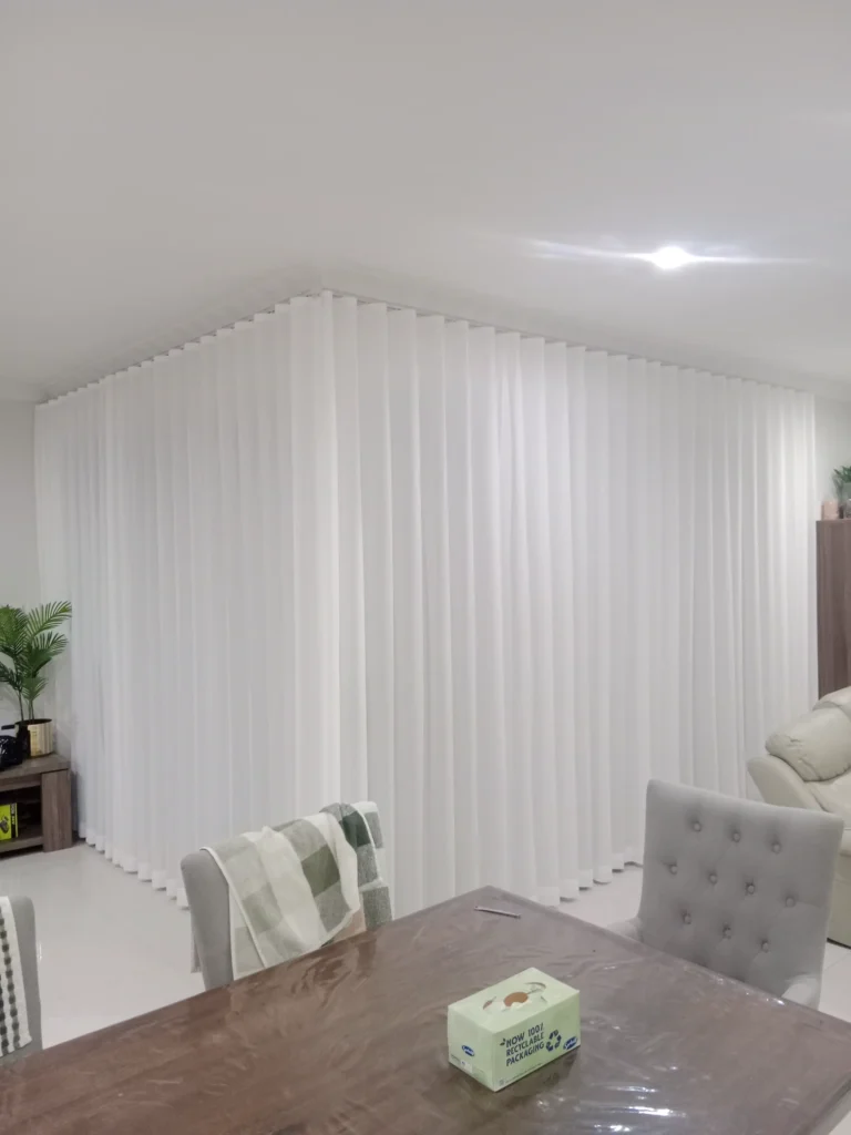 L shape sheer in dining room
