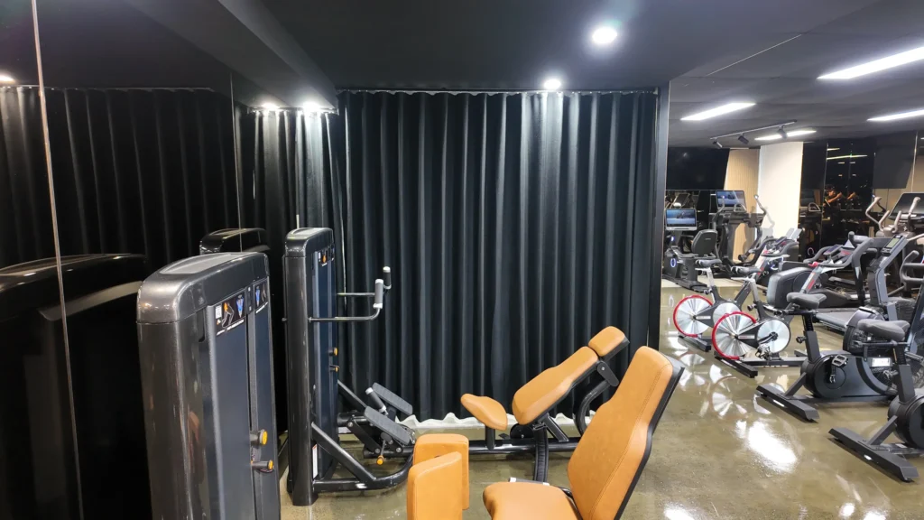 gym blockout curtaain