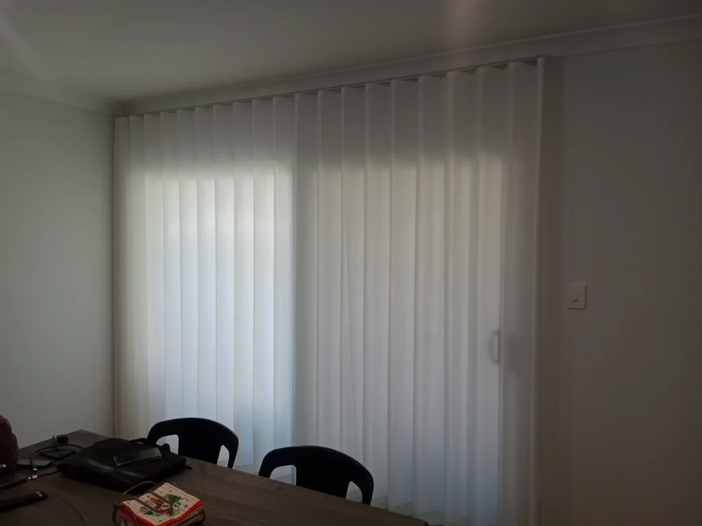 sheer in dining