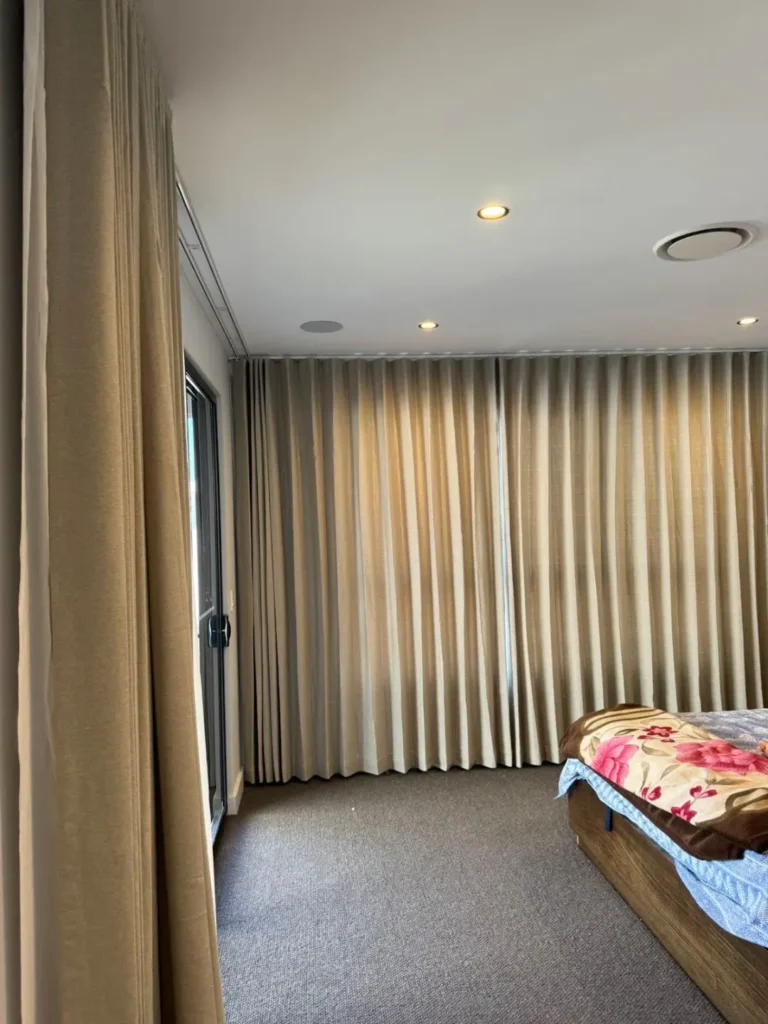 curtain with sheer