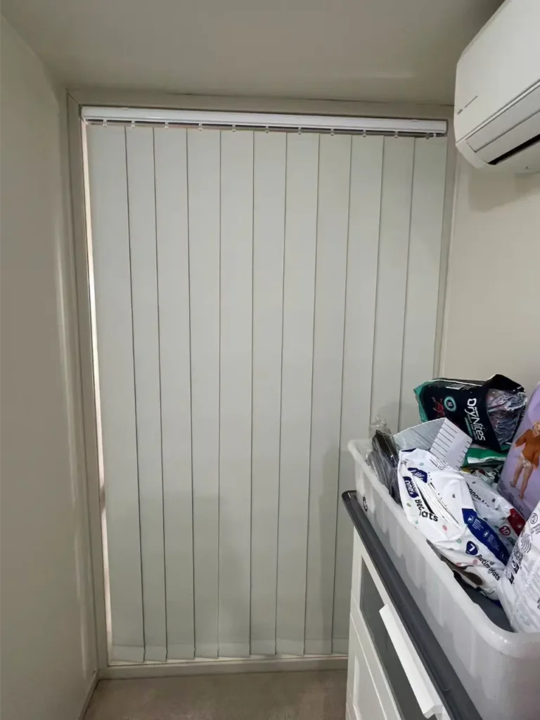 vertical blinds